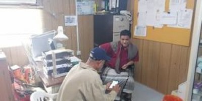 نائب وزير النفط والمعادن يتفقد خط الأنبوب وميناء النشيمة بشبوة
