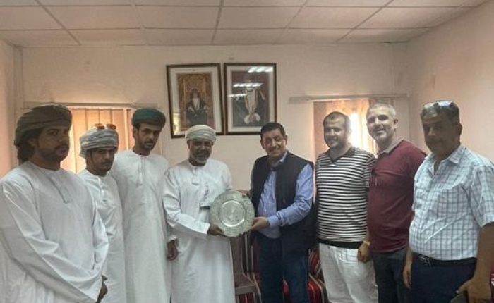 المؤسسة العامة للمناطق الصناعية في سلطنة عمان "مدائن " تكرم الغرفة التجارية الصناعية بأمانة العاصمة صنعاء