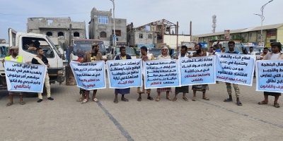 تجار مواد البناء في عدن ينتفضون ضد اجراءات الحالمي ويصدرون بيانا هاما