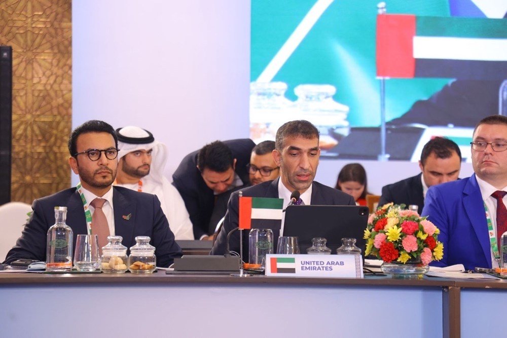 الإمارات تشارك في اجتماع وزراء تجارة مجموعة